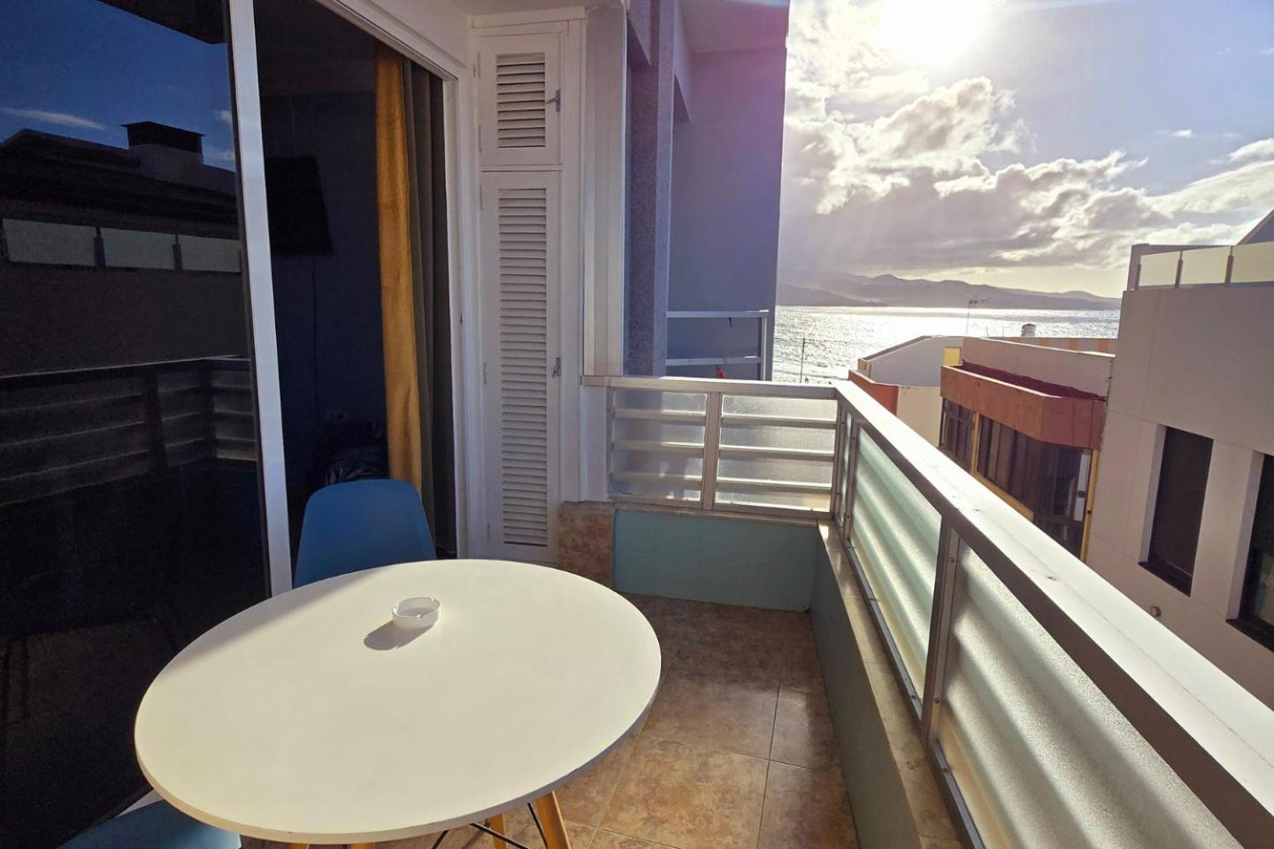 Casita Canaria Playa Beachfront Access & Lateral Ocean View With Terrace 라스팔마스 외부 사진