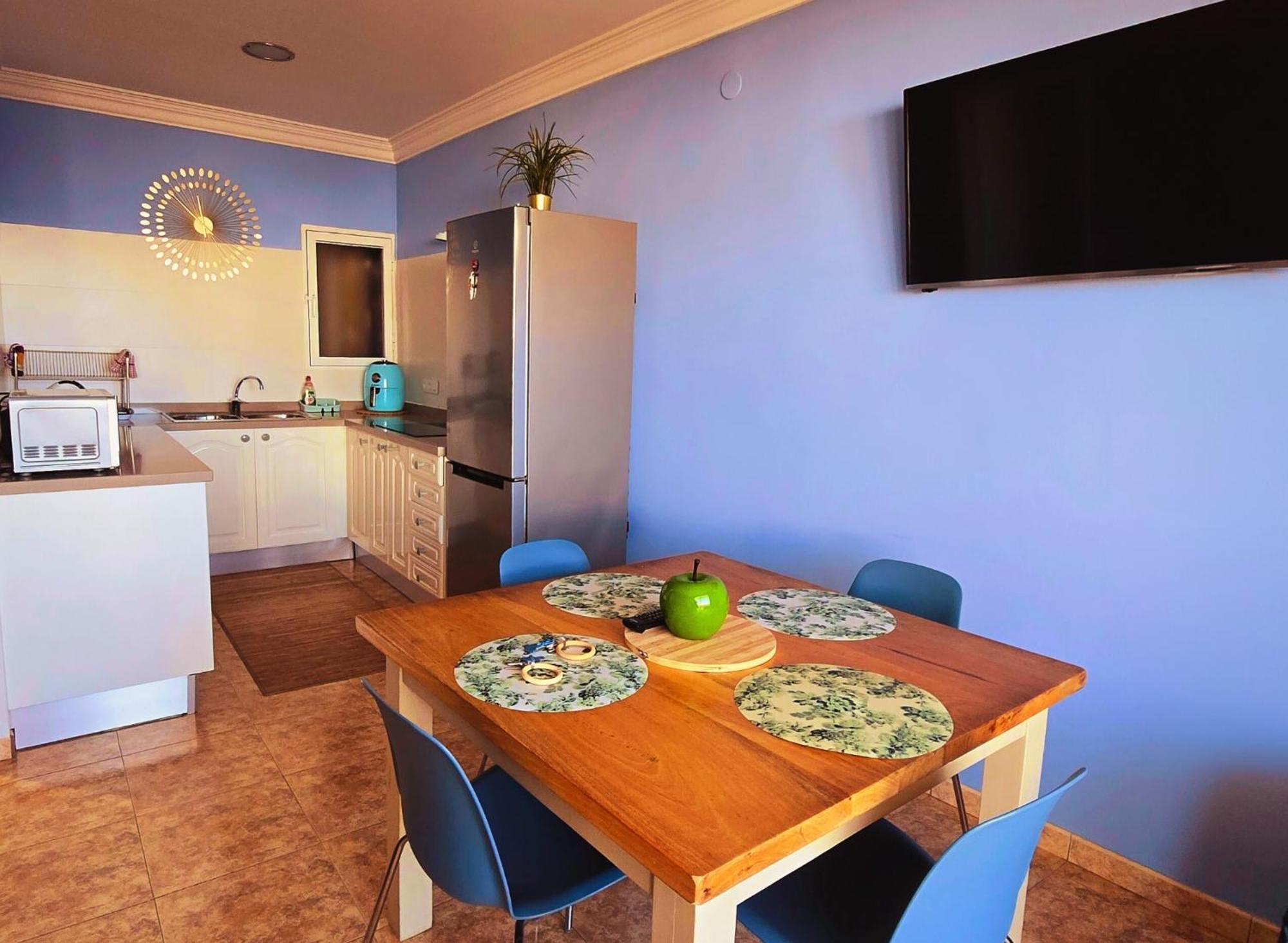 Casita Canaria Playa Beachfront Access & Lateral Ocean View With Terrace 라스팔마스 외부 사진